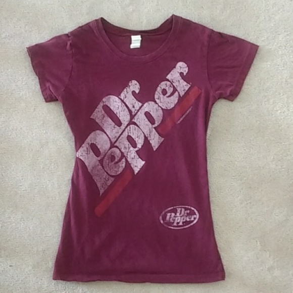 Active Basic Tops - Dr. Pepper Short Sleeve Vintage Graphic Tee